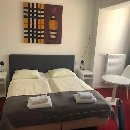 Anna Hotel
