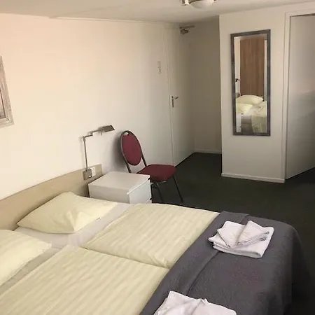 Anna Hotel 3*